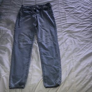 Old Navy Rockstar mid-rise jeans size US 0